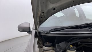 Used 2017 Honda Brio [2017-2018] S MT Petrol Manual engine ENGINE RIGHT SIDE HINGE & APRON VIEW