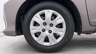 Used 2017 Honda Brio [2017-2018] S MT Petrol Manual tyres LEFT FRONT TYRE RIM VIEW