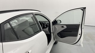 Used 2021 Hyundai Grand i10 Nios Sportz 1.2 Kappa VTVT CNG Petrol+cng Manual interior RIGHT FRONT DOOR OPEN VIEW