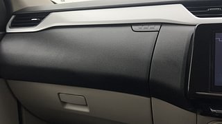 Used 2022 Renault Triber RXZ Petrol Manual top_features Side airbags