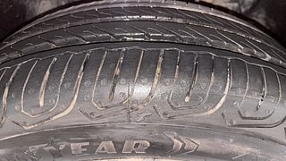 Used 2017 Tata Tigor [2017-2020] Revotron XT Petrol Manual tyres RIGHT FRONT TYRE TREAD VIEW