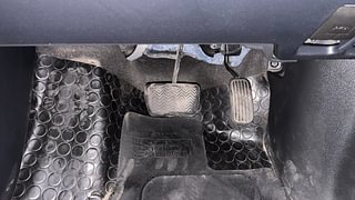 Used 2023 Toyota Innova Hycross GX 7 STR Petrol Automatic interior PEDALS VIEW
