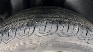 Used 2017 Volkswagen Ameo [2017-2020] Highline Plus 1.5L AT (D) Diesel Automatic tyres RIGHT REAR TYRE TREAD VIEW