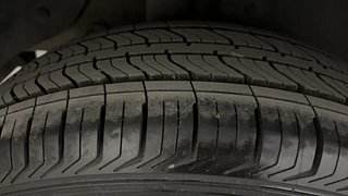 Used 2016 Hyundai Creta [2015-2018] 1.6 SX Plus Petrol Petrol Manual tyres RIGHT REAR TYRE TREAD VIEW