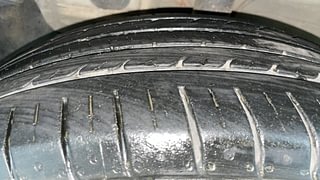 Used 2015 Hyundai Creta [2015-2018] 1.6 S Petrol Petrol Manual tyres LEFT FRONT TYRE TREAD VIEW