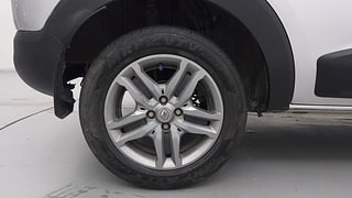 Used 2022 Renault Triber RXZ Petrol Manual tyres RIGHT REAR TYRE RIM VIEW