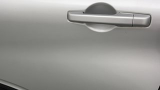 Used 2022 Renault Triber RXZ Petrol Manual dents MINOR SCRATCH