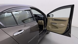 Used 2012 Honda City [2011-2014] 1.5 V MT Petrol Manual interior RIGHT FRONT DOOR OPEN VIEW