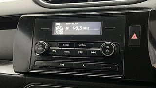 Used 2021 honda Amaze 1.5 V CVT i-DTEC Diesel Automatic top_features Integrated (in-dash) music system