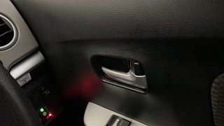 Used 2013 Maruti Suzuki Wagon R 1.0 [2013-2019] LXi CNG Petrol+cng Manual top_features Central locking