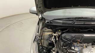 Used 2021 honda Amaze 1.5 V CVT i-DTEC Diesel Automatic engine ENGINE RIGHT SIDE HINGE & APRON VIEW