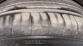 Used 2017 Hyundai Creta [2015-2018] 1.6 SX Plus Auto Petrol Petrol Automatic tyres LEFT FRONT TYRE TREAD VIEW
