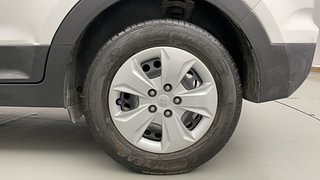 Used 2015 Hyundai Creta [2015-2018] 1.6 S Petrol Petrol Manual tyres LEFT REAR TYRE RIM VIEW