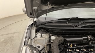 Used 2017 Maruti Suzuki Baleno [2015-2019] Alpha Petrol Petrol Manual engine ENGINE RIGHT SIDE HINGE & APRON VIEW