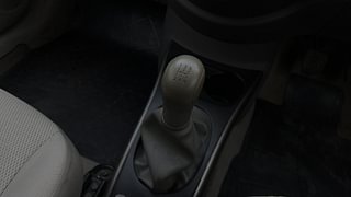Used 2013 Nissan Sunny [2011-2014] XL Petrol Manual interior GEAR  KNOB VIEW