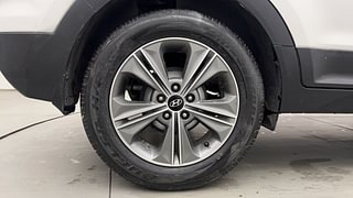 Used 2017 Hyundai Creta [2015-2018] 1.6 SX Plus Auto Petrol Petrol Automatic tyres RIGHT REAR TYRE RIM VIEW
