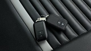 Used 2020 Maruti Suzuki Baleno [2019-2022] Alpha Petrol Petrol Manual extra CAR KEY VIEW