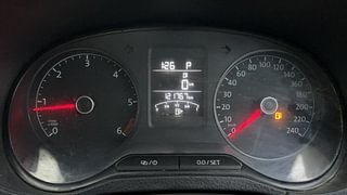 Used 2017 Volkswagen Ameo [2017-2020] Highline Plus 1.5L AT (D) Diesel Automatic interior CLUSTERMETER VIEW