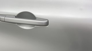 Used 2022 Renault Triber RXZ Petrol Manual dents MINOR DENT