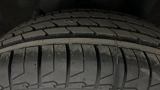 Used 2022 Hyundai Venue SX (O) 1.0 Turbo DCT Petrol Automatic tyres LEFT REAR TYRE TREAD VIEW