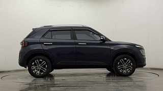 Used 2022 Hyundai Venue SX (O) 1.0 Turbo DCT Petrol Automatic exterior RIGHT SIDE VIEW