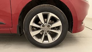 Used 2016 Hyundai Elite i20 [2014-2018] Asta 1.2 Petrol Manual tyres RIGHT FRONT TYRE RIM VIEW