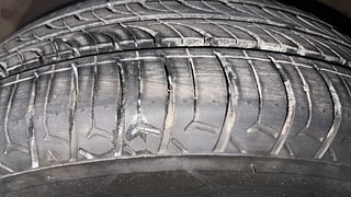 Used 2020 Hyundai Grand i10 Sportz 1.2 Kappa VTVT Petrol Manual tyres LEFT FRONT TYRE TREAD VIEW