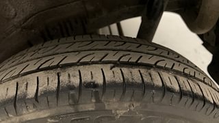 Used 2013 Maruti Suzuki Wagon R 1.0 [2013-2019] LXi CNG Petrol+cng Manual tyres LEFT REAR TYRE TREAD VIEW