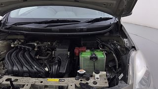 Used 2013 Nissan Sunny [2011-2014] XL Petrol Manual engine ENGINE LEFT SIDE HINGE & APRON VIEW