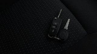 Used 2019 Tata Tiago [2016-2020] Revotron XZA AMT Petrol Automatic extra CAR KEY VIEW