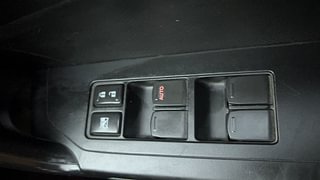 Used 2021 maruti-suzuki Vitara Brezza LXi Petrol Manual top_features Power windows