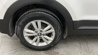 Used 2016 Hyundai Creta [2015-2018] 1.6 SX Plus Petrol Petrol Manual tyres RIGHT REAR TYRE RIM VIEW