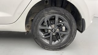 Used 2021 Hyundai Grand i10 Nios Sportz 1.2 Kappa VTVT CNG Petrol+cng Manual tyres LEFT REAR TYRE RIM VIEW