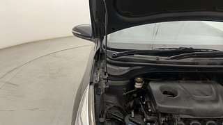 Used 2017 Hyundai Verna [2017-2020] 1.6 VTVT SX (O) Petrol Manual engine ENGINE RIGHT SIDE HINGE & APRON VIEW