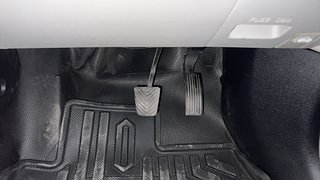 Used 2021 Kia Sonet HTX 1.0 iMT Petrol Manual interior PEDALS VIEW