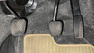 Used 2021 Honda Amaze [2018-2021] 1.2 VX i-VTEC Petrol Manual interior PEDALS VIEW