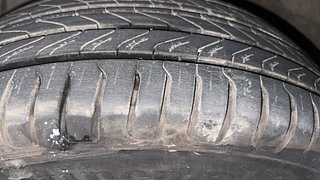 Used 2012 Maruti Suzuki Ertiga [2012-2015] ZDi Diesel Manual tyres LEFT FRONT TYRE TREAD VIEW