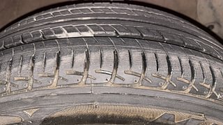 Used 2019 Hyundai Grand i10 [2017-2020] Magna 1.2 Kappa VTVT Petrol Manual tyres RIGHT FRONT TYRE TREAD VIEW