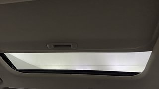 Used 2022 Hyundai Venue SX 1.2 Petrol Petrol Manual top_features Sunroof