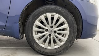 Used 2017 Maruti Suzuki Ciaz Zeta 1.4 MT Petrol Manual tyres RIGHT FRONT TYRE RIM VIEW