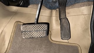 Used 2017 Honda City [2017-2020] V CVT Petrol Automatic interior PEDALS VIEW