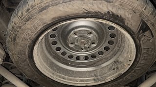 Used 2019 Mahindra XUV500 W11 AT Diesel Automatic tyres SPARE TYRE VIEW