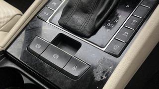 Used 2021 Skoda Superb L&K TSI AT Petrol Automatic top_features Ventilated seats