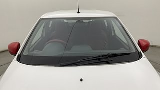 Used 2018 Renault Kwid [2015-2019] 1.0 RXT AMT Petrol Automatic exterior FRONT WINDSHIELD VIEW