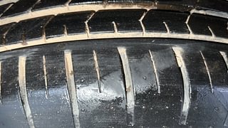 Used 2019 Maruti Suzuki Baleno [2015-2019] Alpha AT Petrol Petrol Automatic tyres RIGHT REAR TYRE TREAD VIEW