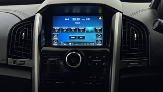 Used 2019 Mahindra XUV500 W11 AT Diesel Automatic top_features Integrated (in-dash) music system