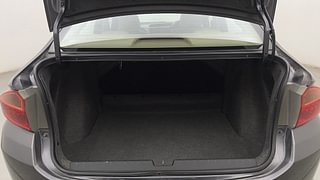 Used 2017 Honda City [2017-2020] VX Petrol Manual interior DICKY INSIDE VIEW