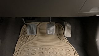 Used 2013 Hyundai i10 [2010-2016] Era Petrol Petrol Manual interior PEDALS VIEW