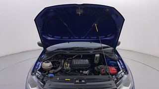 Used 2018 Volkswagen Polo [2016-2019] Highline Plus 1.0 (P)  Connect Edition Petrol Manual engine ENGINE & BONNET OPEN FRONT VIEW