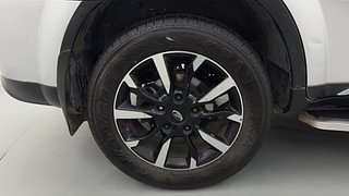 Used 2019 Mahindra XUV500 W11 AT Diesel Automatic tyres RIGHT REAR TYRE RIM VIEW